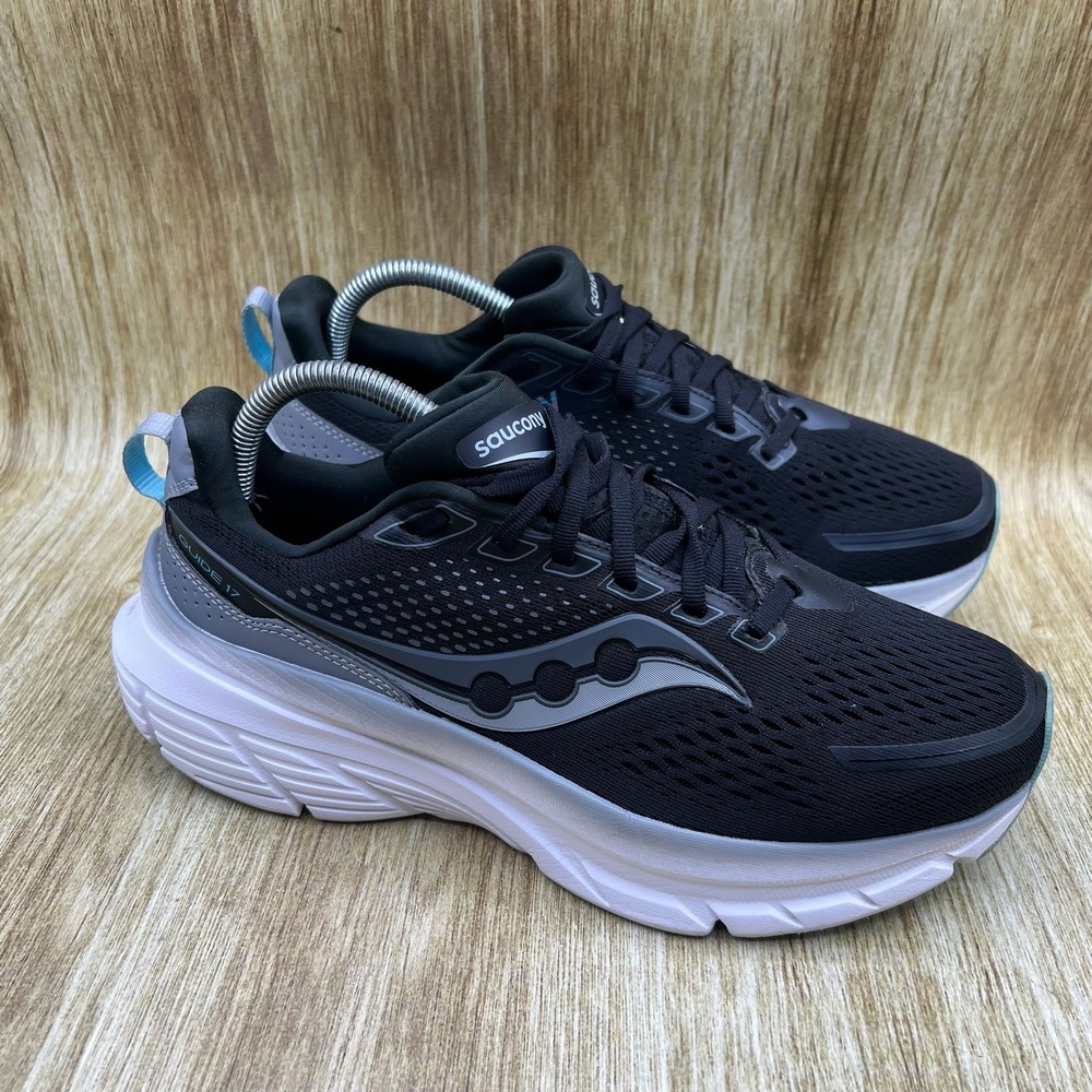 Saucony Guide 17 Women's Size 10 Wide Black White Running Shoes S10937-100